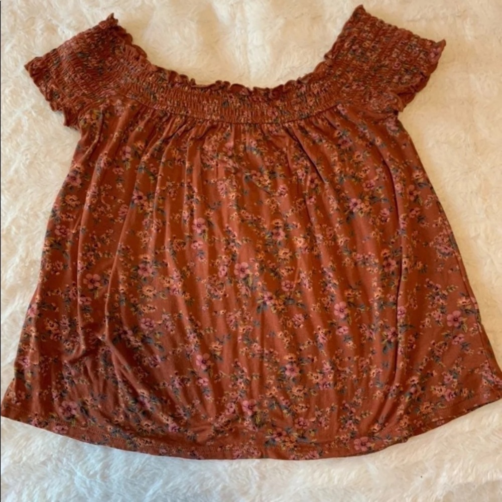 American Eagle off the shoulder top